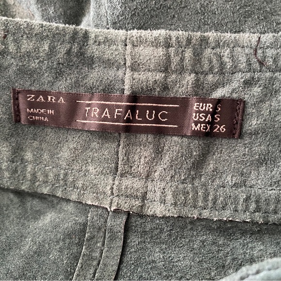 Zara Green Suede Leather Button Fly High Waist Shorts sz S - Picture 7 of 7